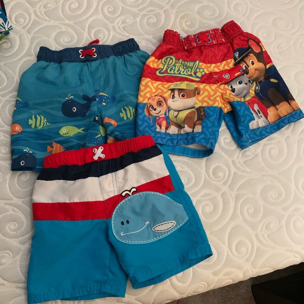 BUNDLE SEE ALL PICS 2t boys swim wear BUNDLE